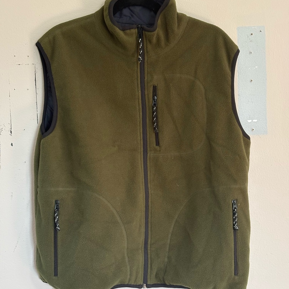 Free Country Olive Green Fleece Vest with Zip Pockets